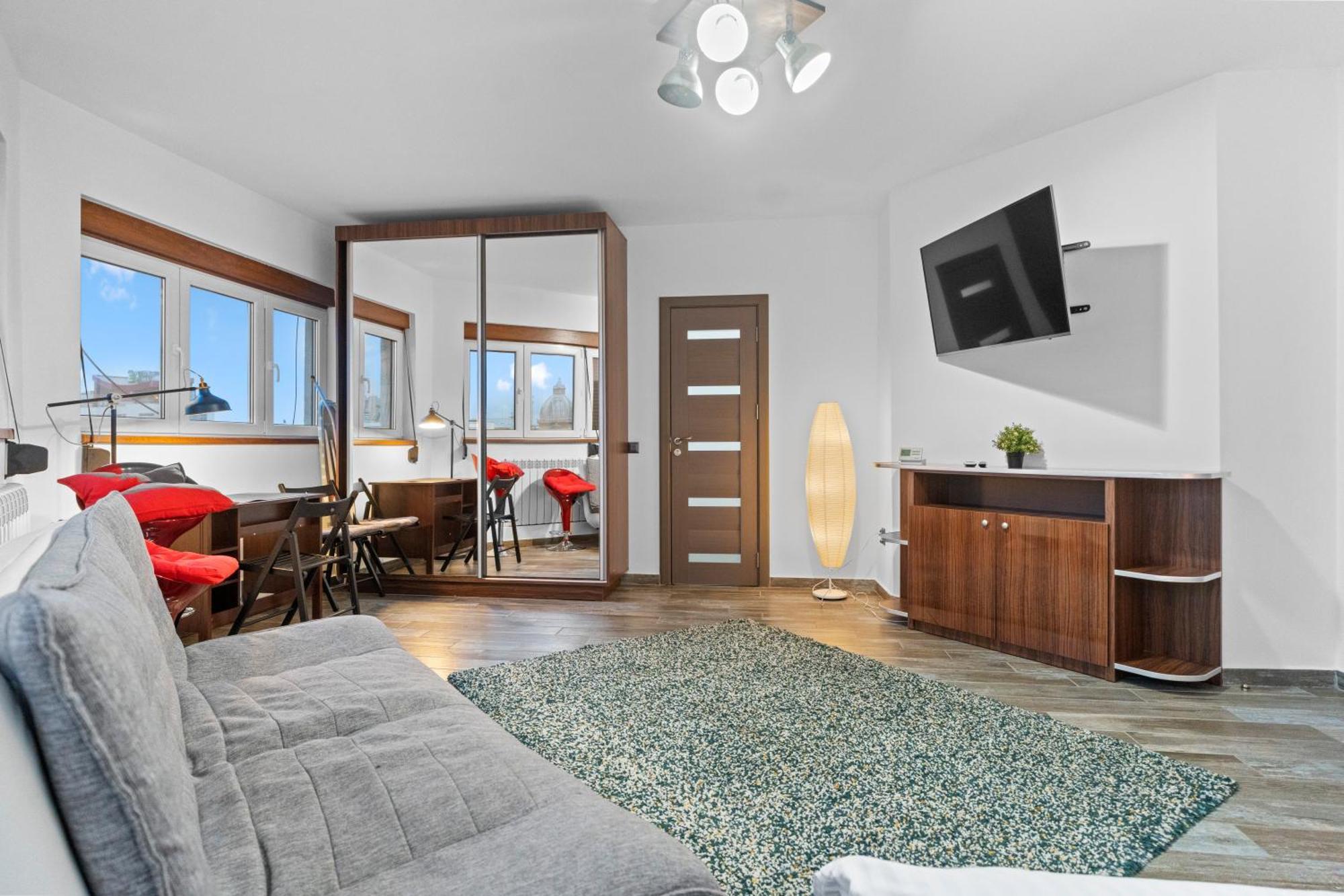 Chic In The Heart Of - Walk To Old Town Apartament