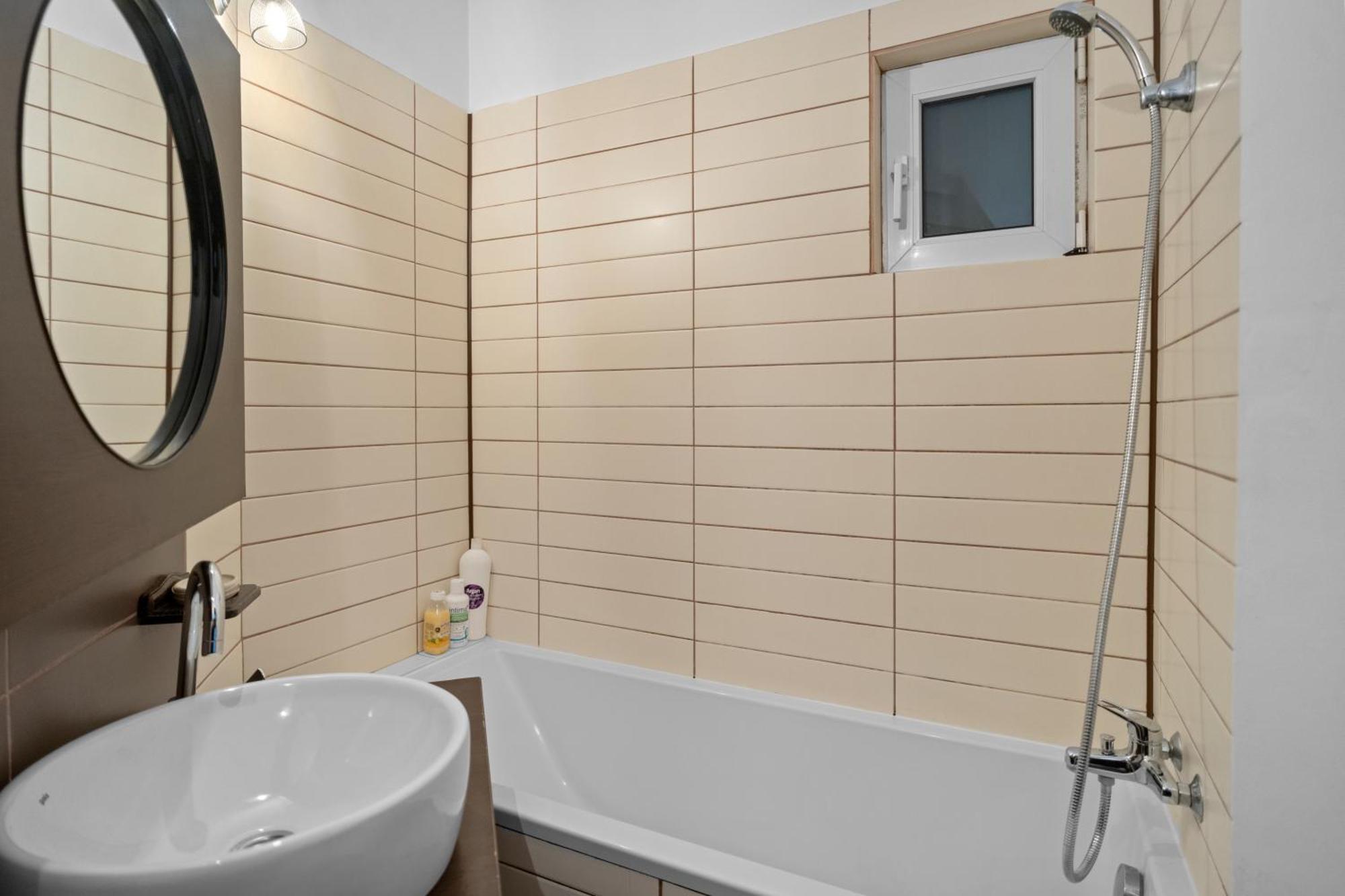 Chic In The Heart Of - Walk To Old Town Apartament *